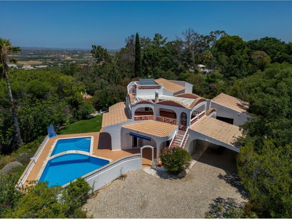 Moradia T5 para Venda em Porches Foto 1