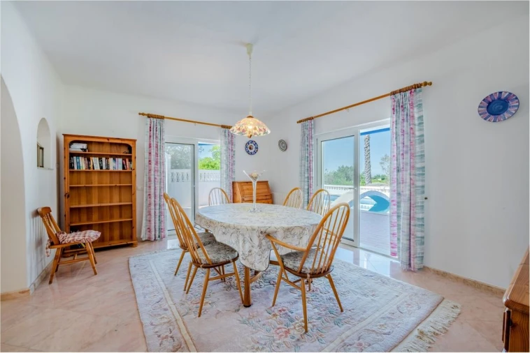 Moradia T5 para Venda em Porches Foto 12