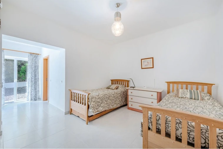 Moradia T5 para Venda em Porches Foto 22