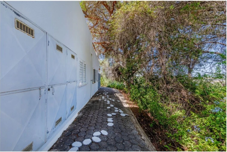 Moradia T5 para Venda em Porches Foto 47