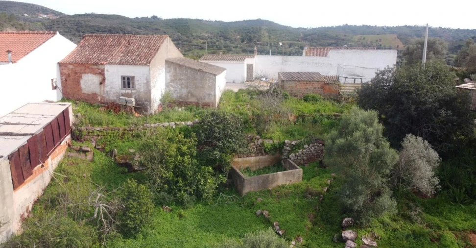 Moradia T2 para Venda em São Bartolomeu de Messines Foto 3