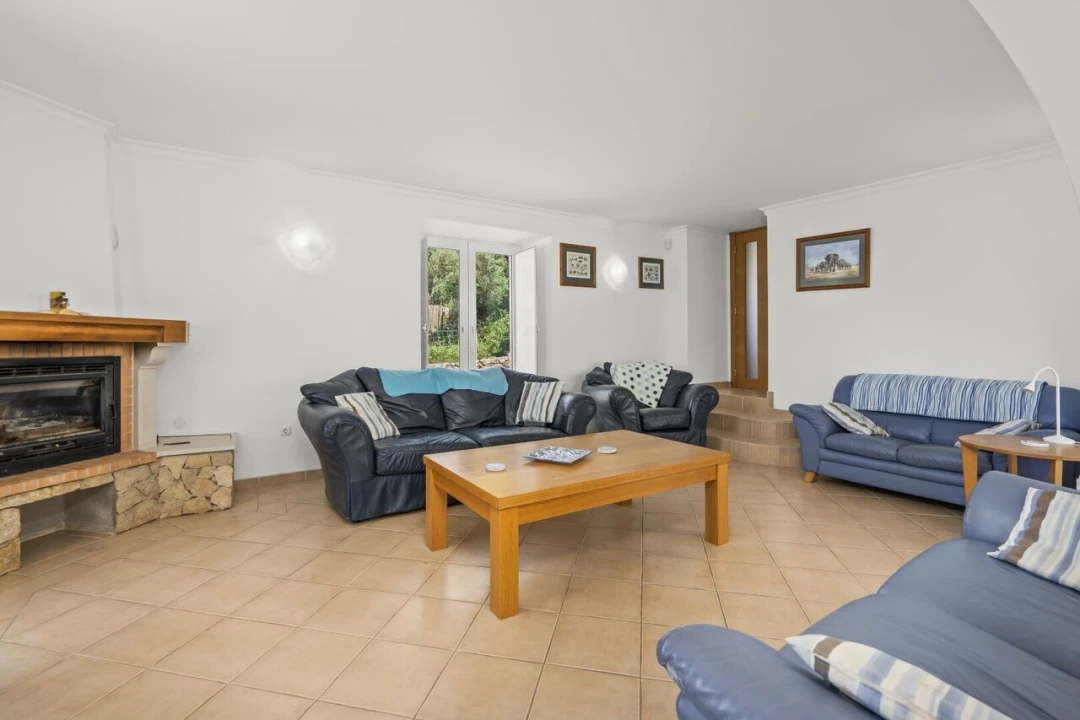 Moradia T5 para Venda em São Bartolomeu de Messines Foto 8