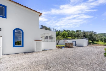 Moradia T5 para Venda em São Bartolomeu de Messines