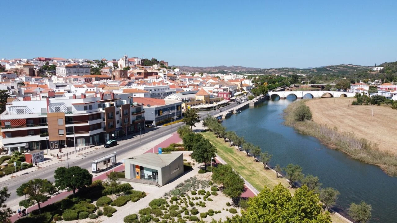 Moradia T3 para Venda em Silves Foto 43