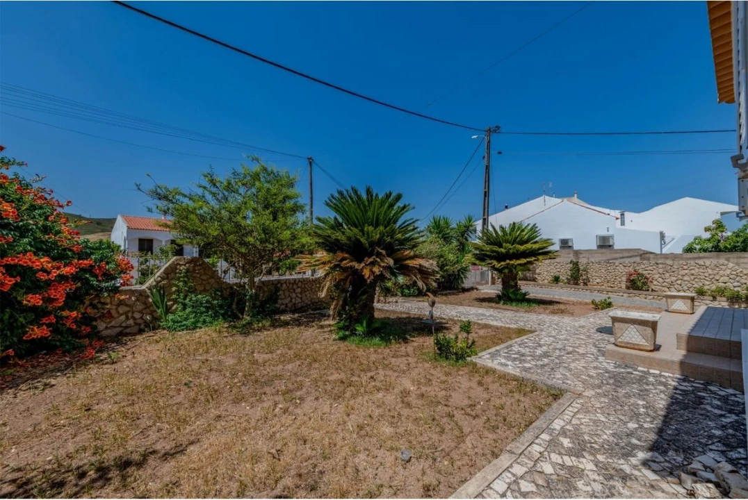 Moradia T5 para Venda em Silves Foto 46