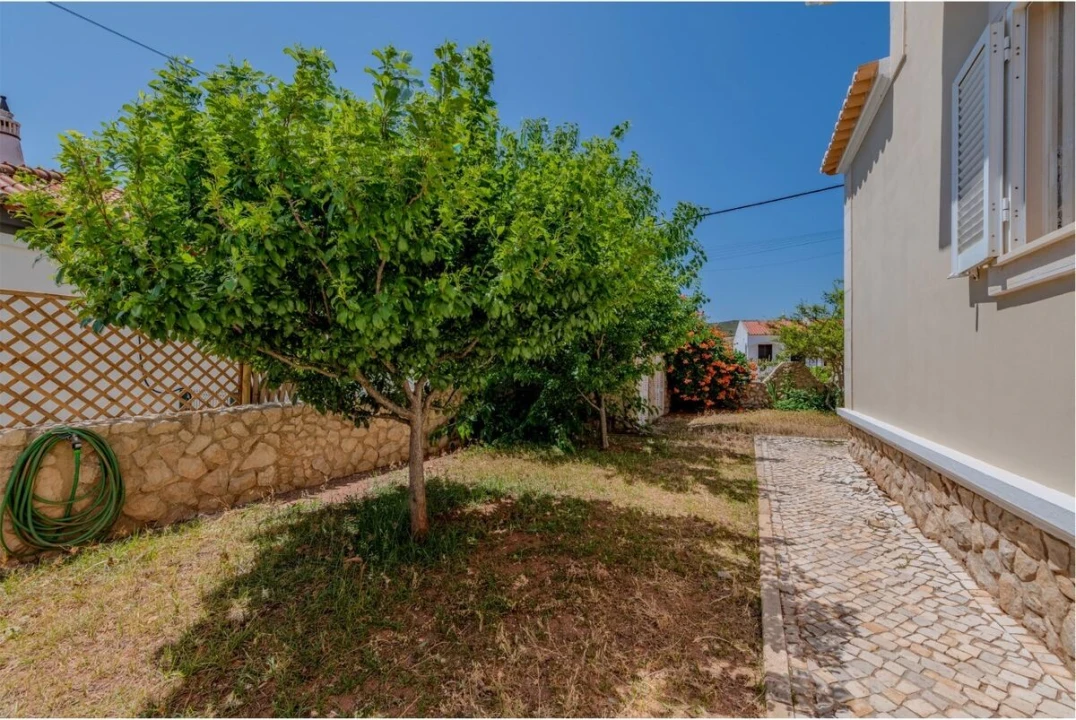 Moradia T5 para Venda em Silves Foto 44