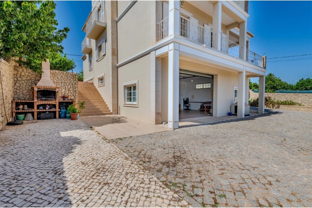 Moradia T5 para Venda em Silves Foto 35