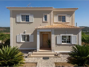 Moradia T5 para Venda em Silves