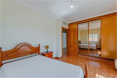 Moradia T5 para Venda em Silves