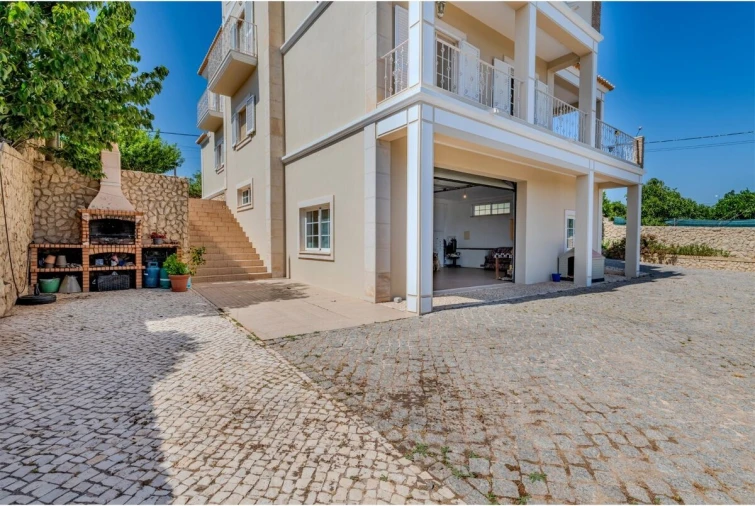 Moradia T5 para Venda em Silves Foto 35