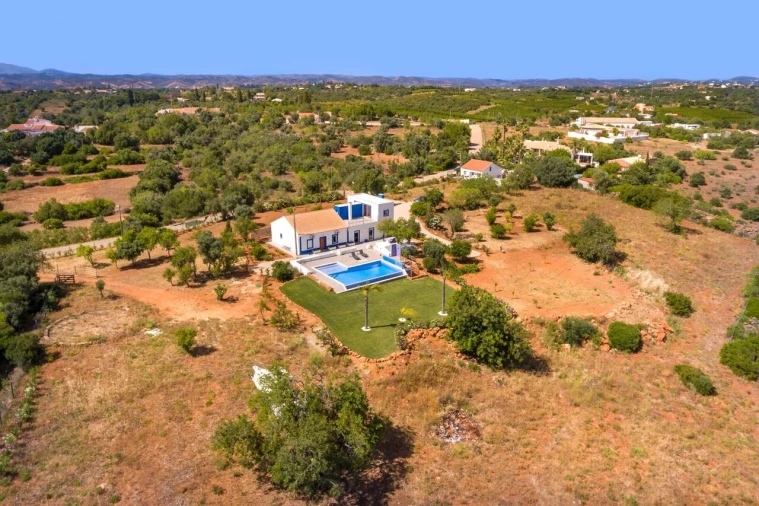 Moradia T4 para Venda em Silves Foto 72