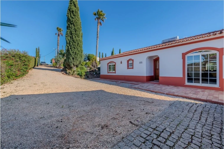 Moradia T4 para Venda em Silves Foto 49