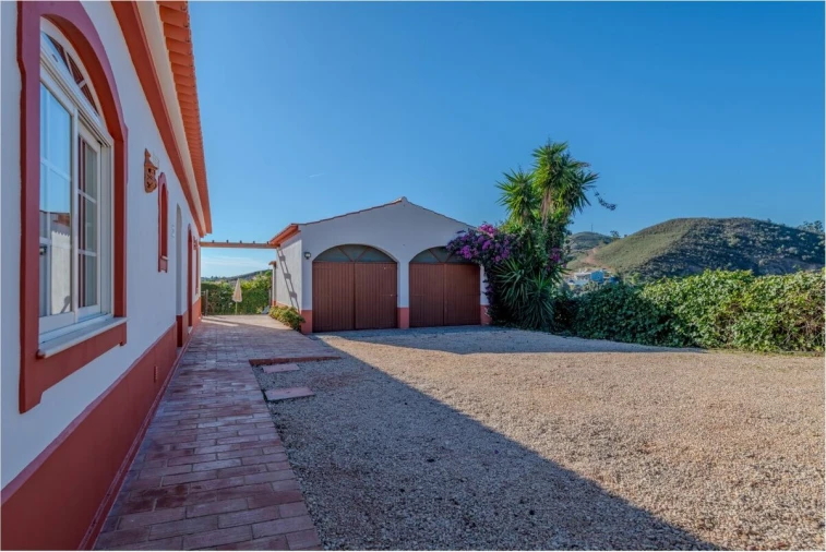 Moradia T4 para Venda em Silves Foto 54