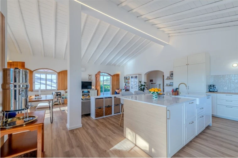 Moradia T4 para Venda em Silves Foto 18