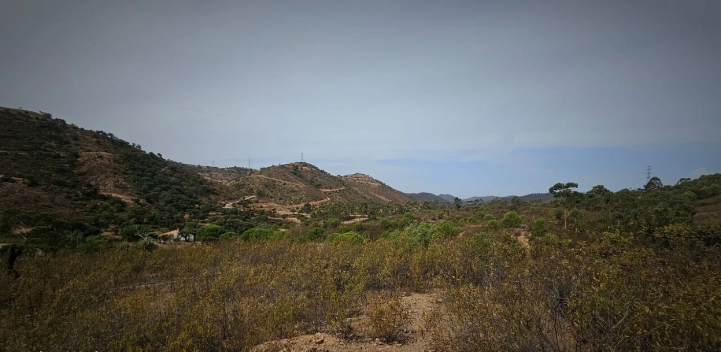 Moradia T0 para Venda em São Bartolomeu de Messines Foto 5