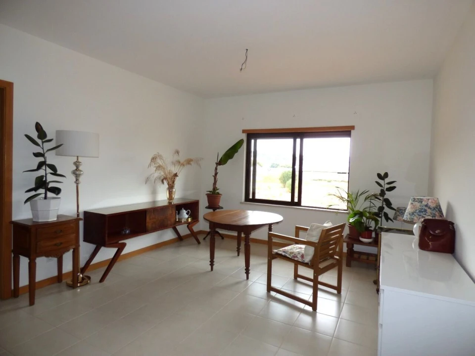 Apartamento T1 para Venda em Silves Foto 1