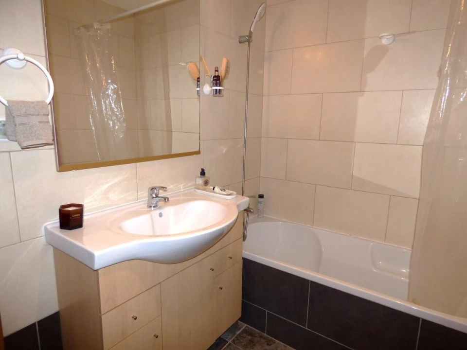 Apartamento T1 para Venda em Silves Foto 14