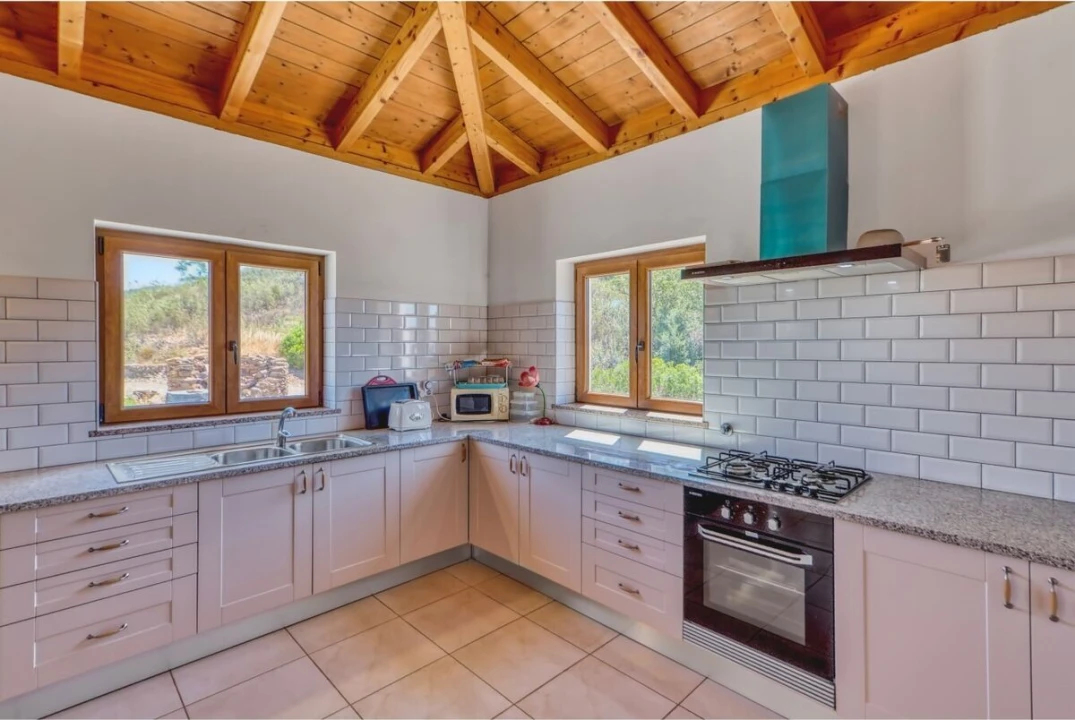 Moradia T3 para Venda em Silves Foto 5