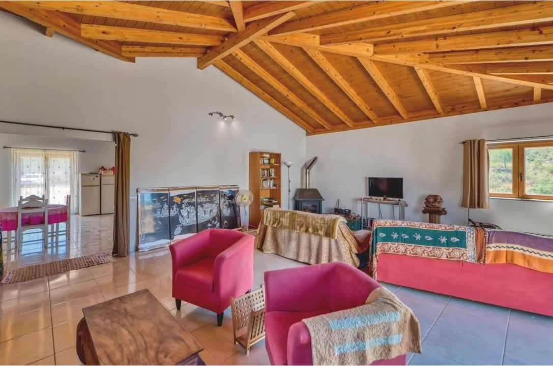 Moradia T3 para Venda em Silves Foto 8