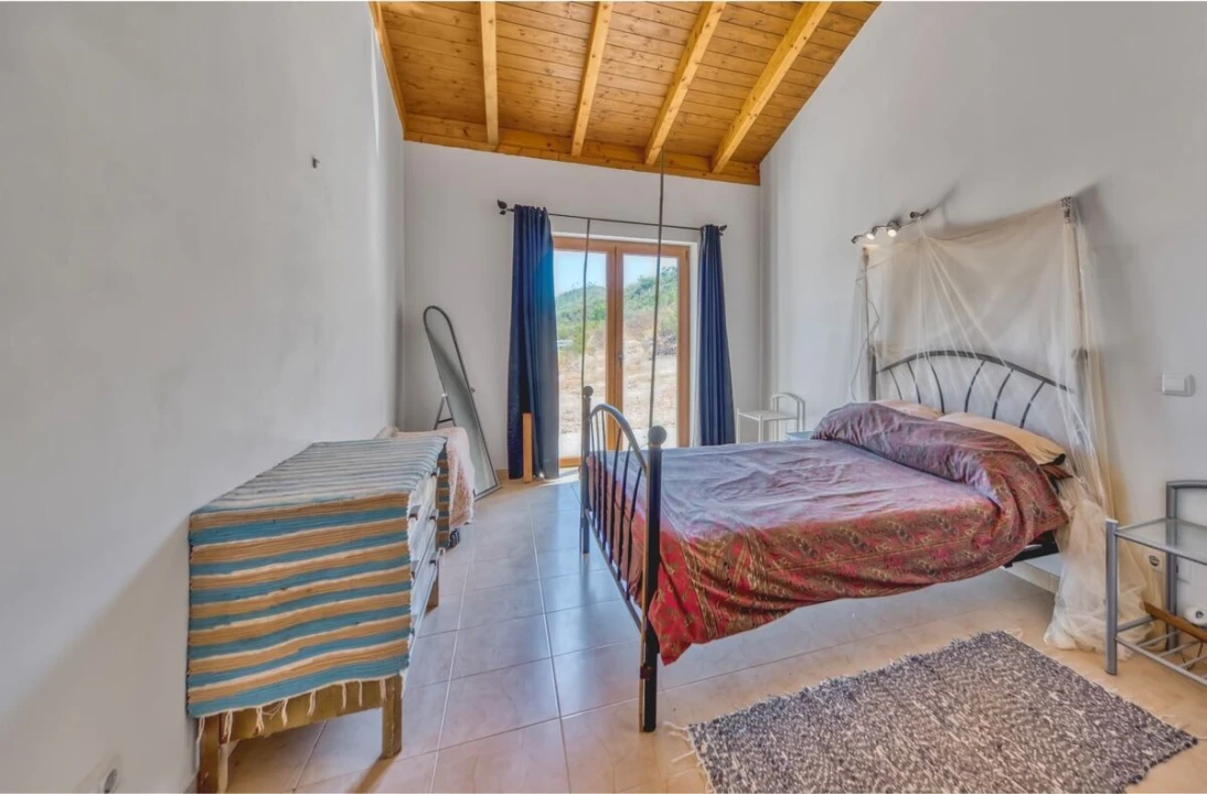 Moradia T3 para Venda em Silves Foto 17