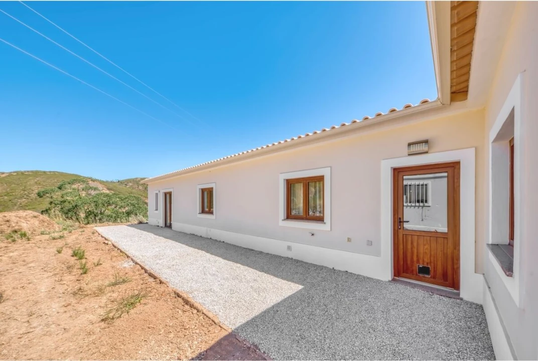 Moradia T3 para Venda em Silves Foto 22