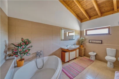 Moradia T3 para Venda em Silves