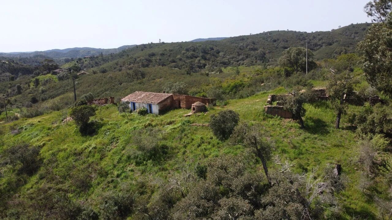 Moradia T2 para Venda em São Marcos da Serra Foto 5