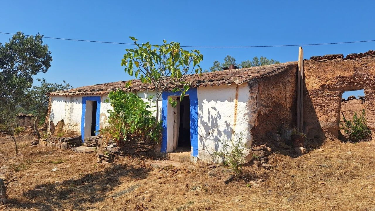 Moradia T2 para Venda em São Marcos da Serra Foto 14