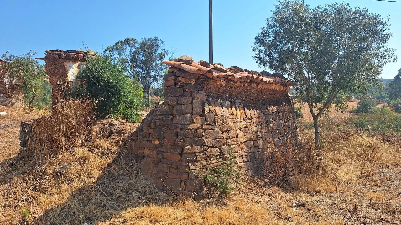 Moradia T2 para Venda em São Marcos da Serra Foto 35