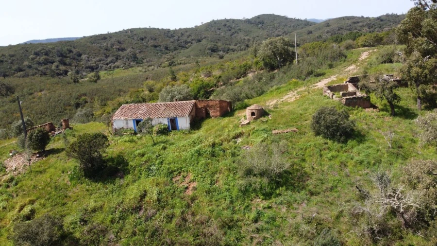 Moradia T2 para Venda em São Marcos da Serra Foto 6