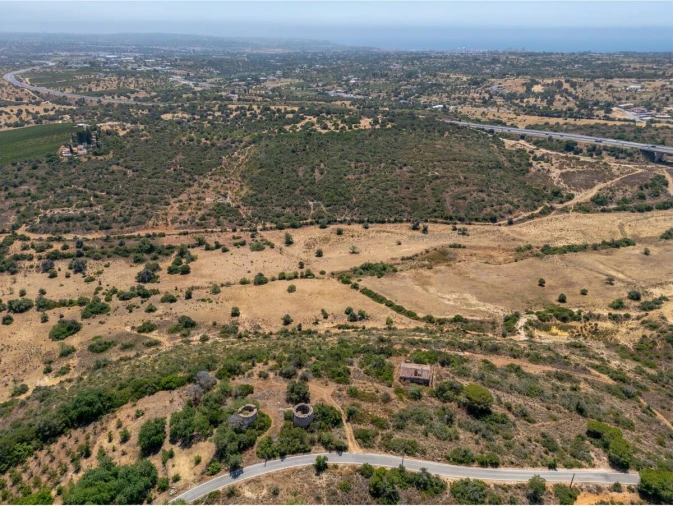 Moradia T0 para Venda em Porches Foto 3