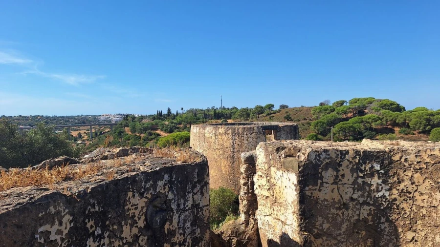 Moradia T0 para Venda em Porches Foto 13