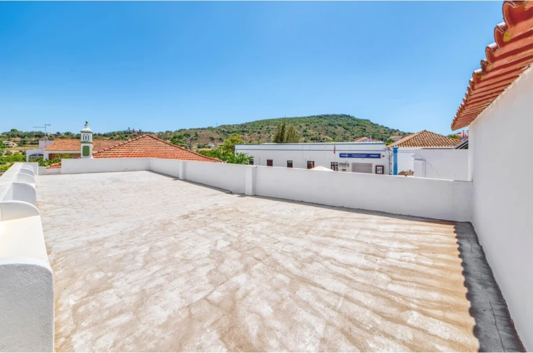 Moradia T6 para Venda em São Bartolomeu de Messines Foto 44