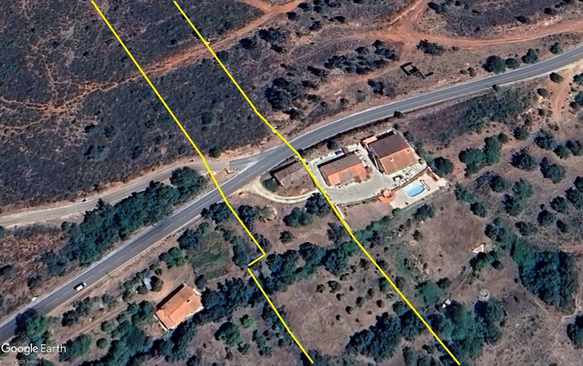 Moradia T1 para Venda em São Bartolomeu de Messines Foto 3