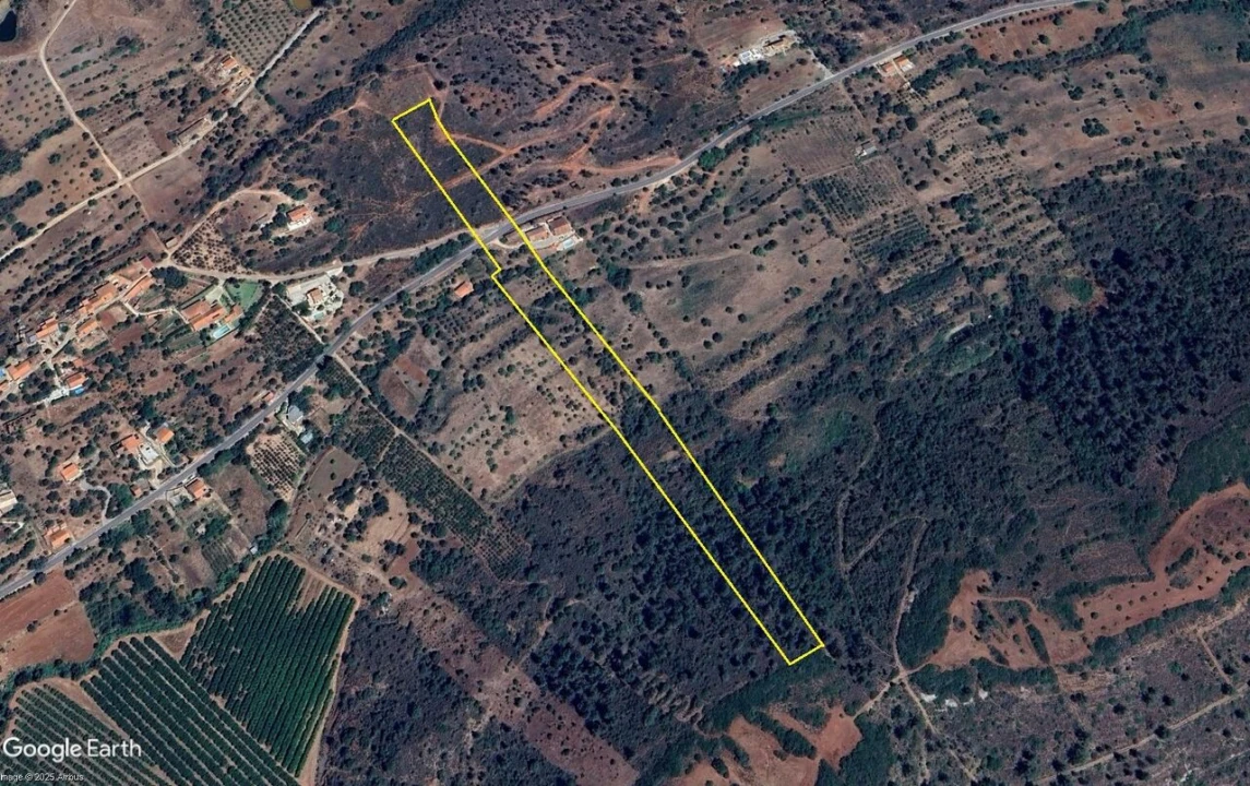 Moradia T1 para Venda em São Bartolomeu de Messines Foto 14