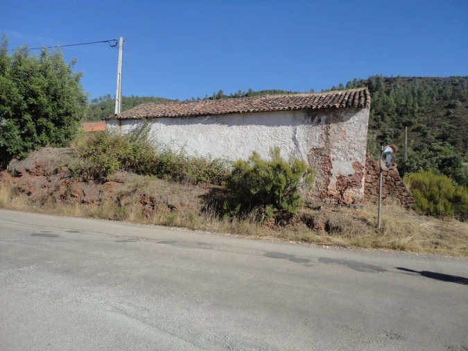 Moradia T1 para Venda em São Bartolomeu de Messines Foto 5