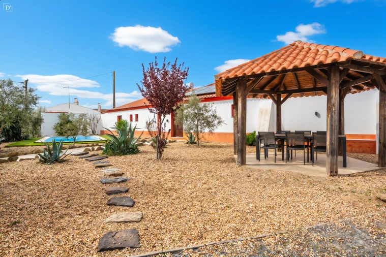 Moradia T4 para Venda em São Marcos da Ataboeira Foto 3