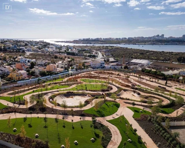 Moradia T3 para Venda em Ferragudo Foto 22