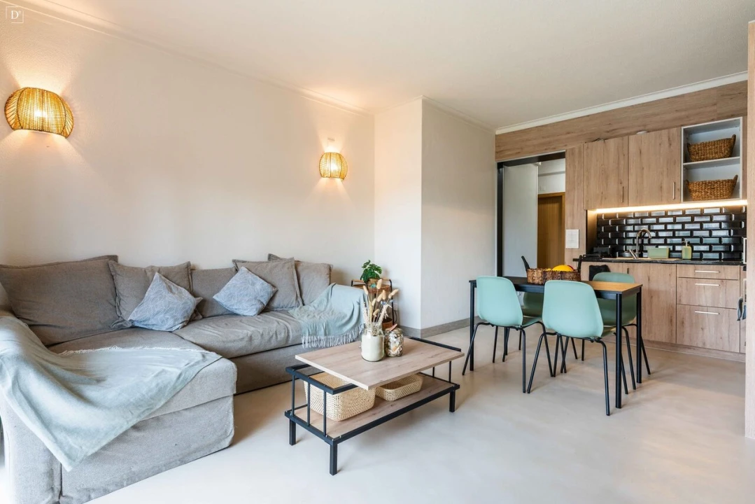 Apartamento T2 para Venda em Quarteira Foto 8