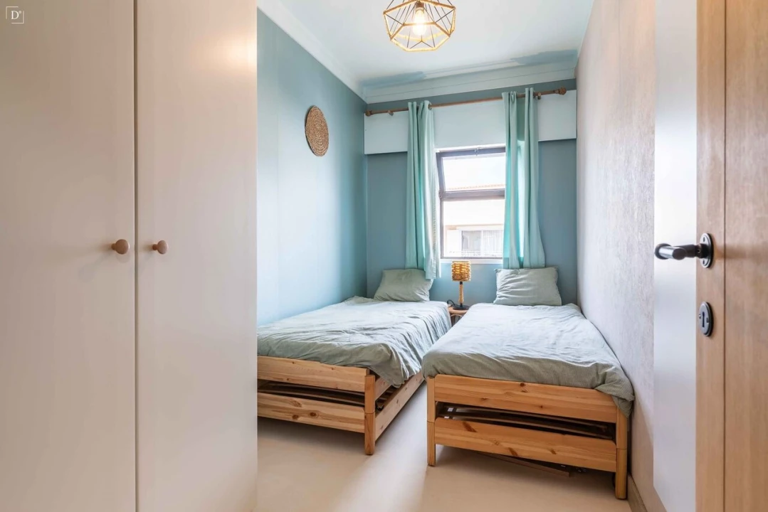 Apartamento T2 para Venda em Quarteira Foto 11