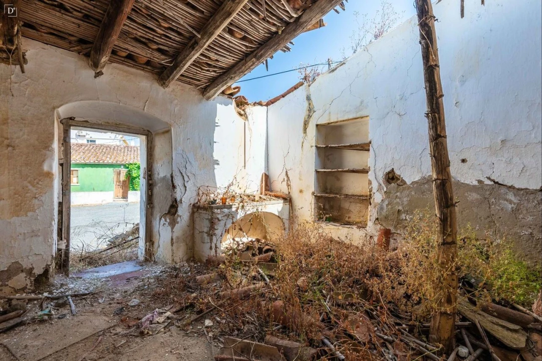 Moradia T4 para Venda em Odeleite Foto 8