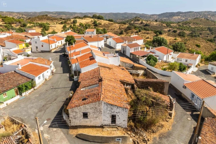 Moradia T4 para Venda em Odeleite Foto 20