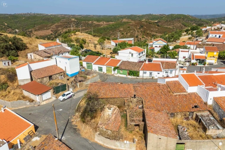 Moradia T4 para Venda em Odeleite Foto 21