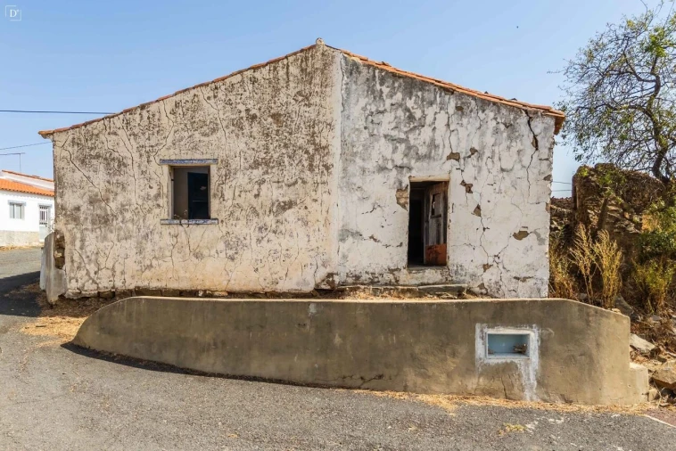 Moradia T4 para Venda em Odeleite Foto 18