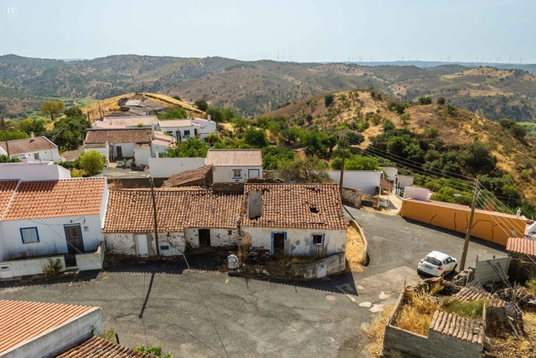 Moradia T4 para Venda em Odeleite Foto 19