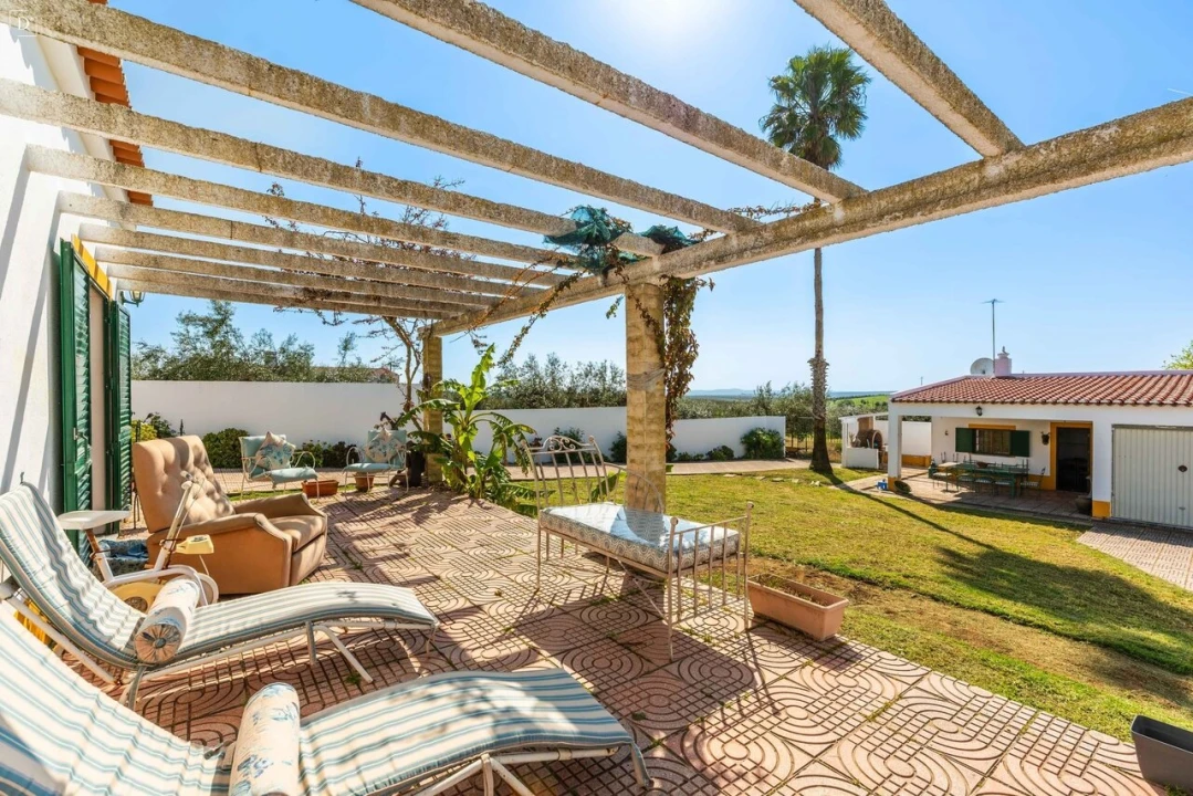 Moradia T3 para Venda em Baleizão Foto 4