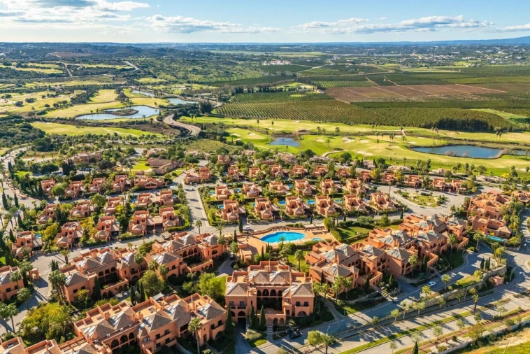 Apartamento T3 para Venda em Alcantarilha e Pêra Foto 25