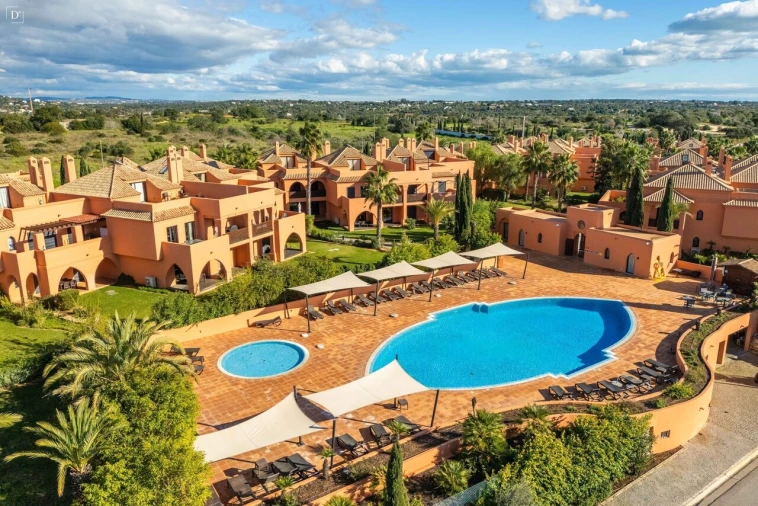 Apartamento T3 para Venda em Alcantarilha e Pêra Foto 1