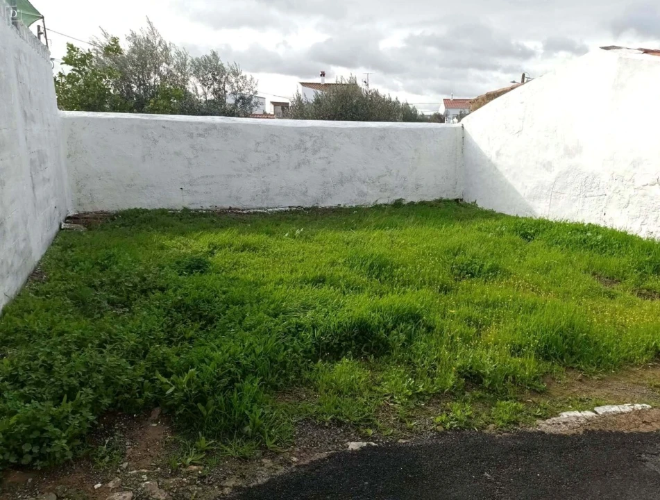 Terreno para Venda em Aldeia dos Fernandes Foto 1