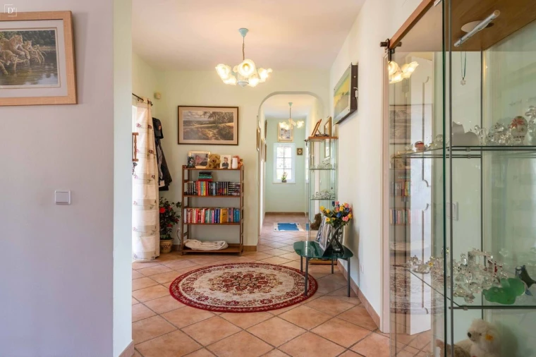 Moradia T4 para Venda em Alte Foto 22